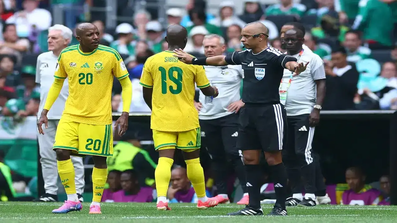 نجم جنوب إفريقيا مطلوب في الدوري السعودي